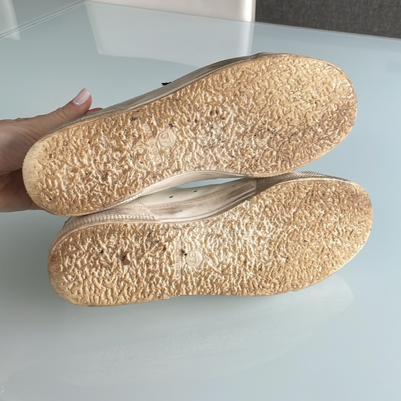 Golden Goose Sneakers - Picture 6 of 6